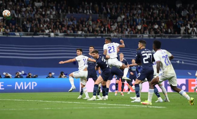 全场比赛结束，勒沃库森2-0赫根，各项赛事取得14连胜！